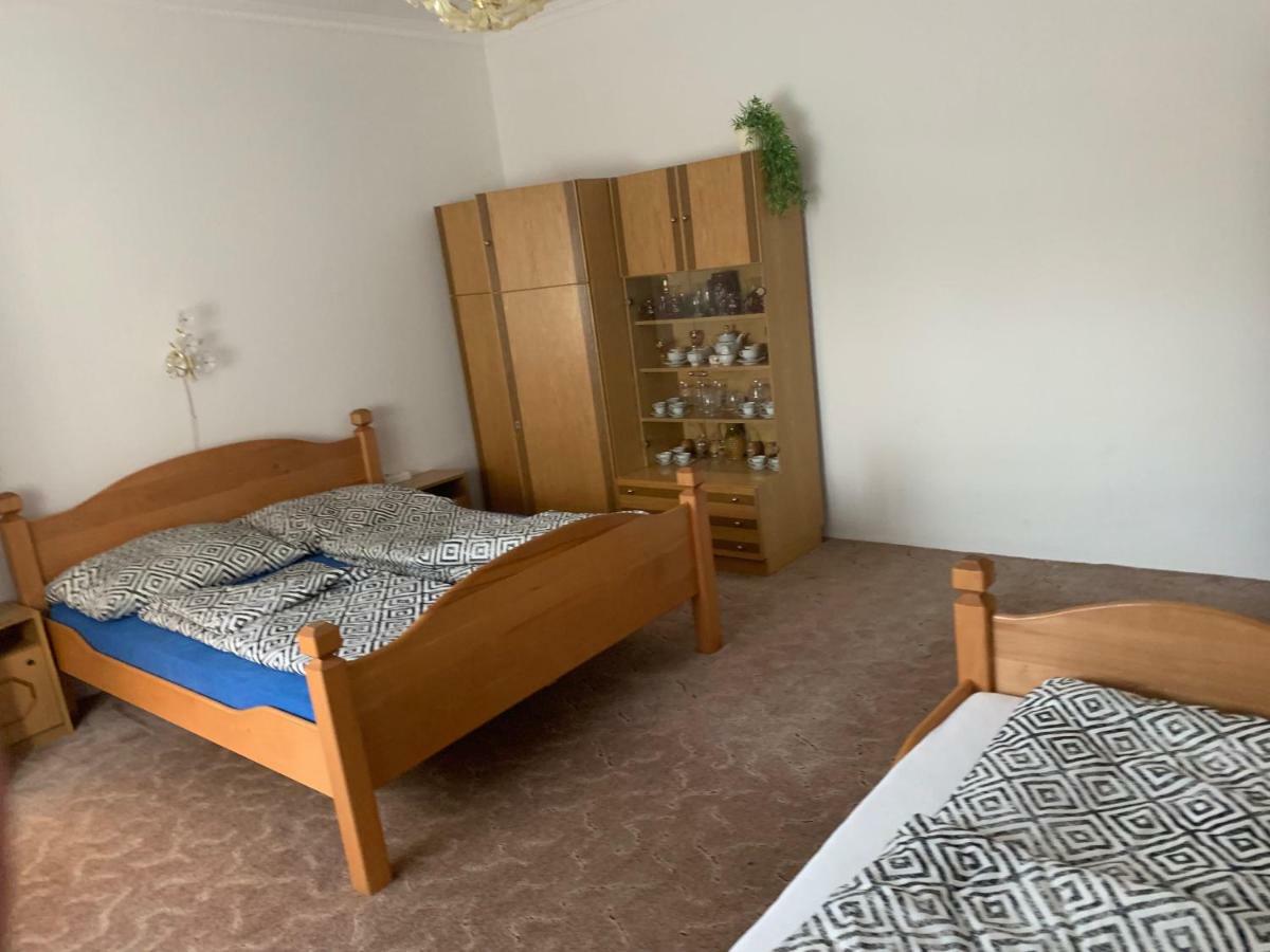 Viktor Apartmanhaz Appartement Zamárdi Buitenkant foto